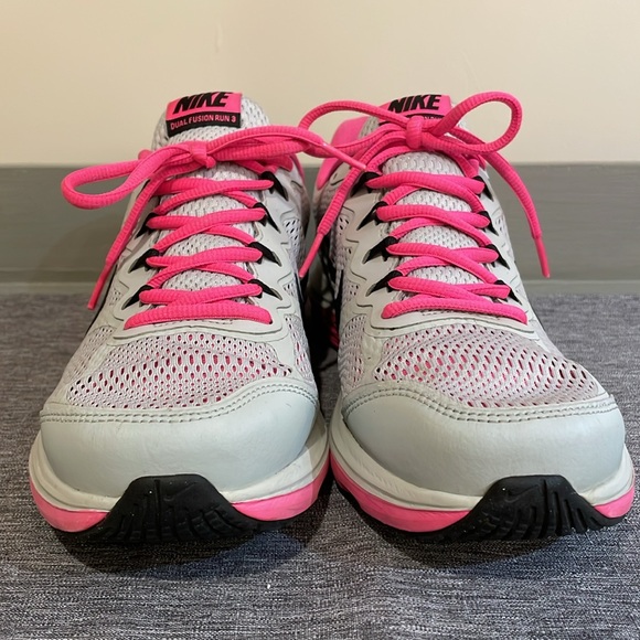 Nike Dual Fusion Run 3 Athletic Sneakers Women’s 10 Grey Pink Black Swoosh - Picture 4 of 15